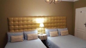 Room in Lodge - Savoy Lodge - Standard Double room 7